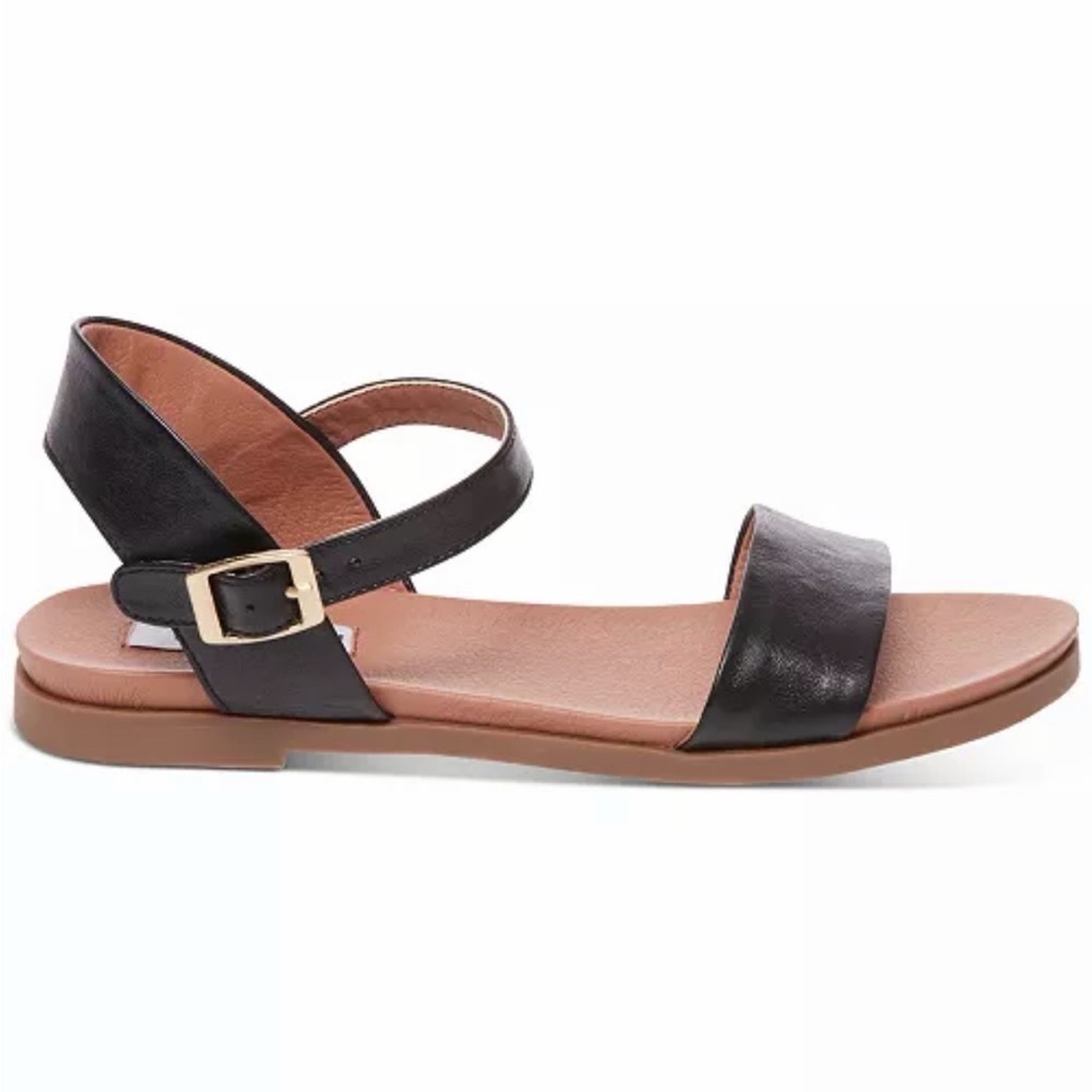 Steve Madden Dina Flat Sandals
